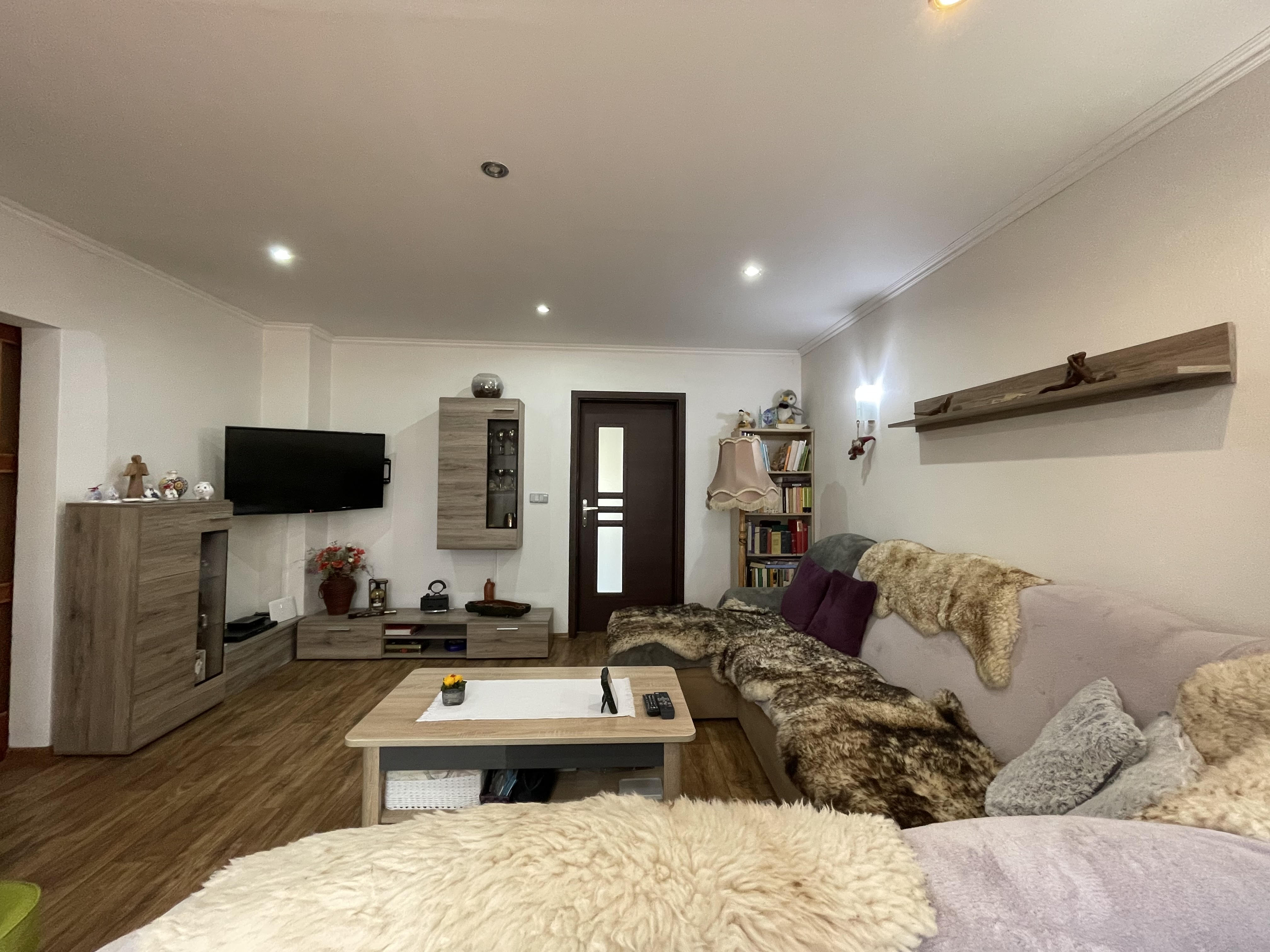 PREDAJ, RODINNY DOM, RAKÚSY 805 m2