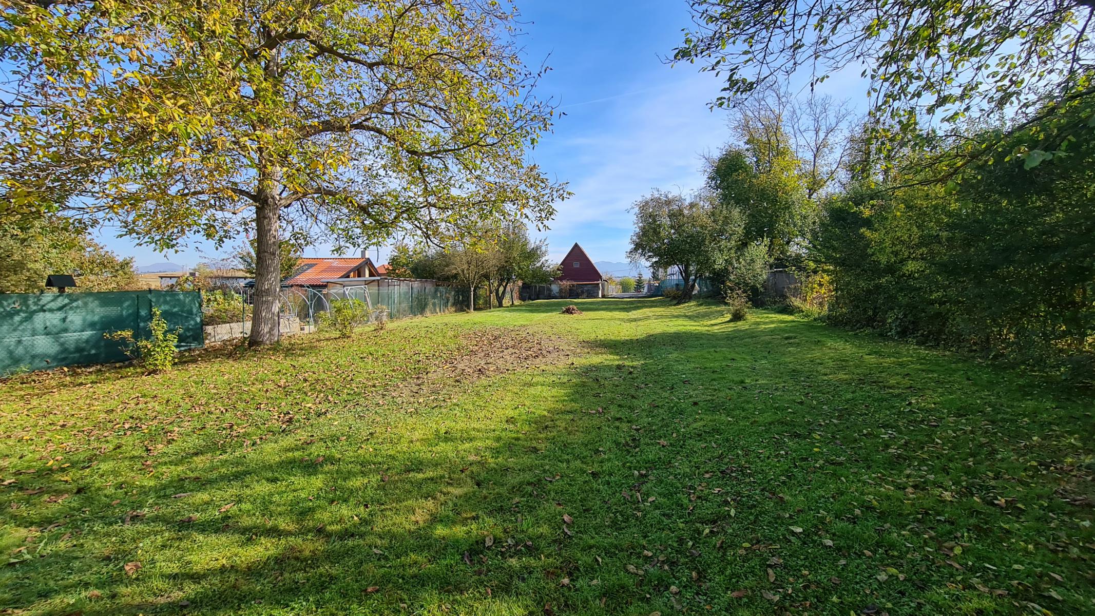 Stavebný POZEMOK 1.226 m2, Žilina - Bytčica