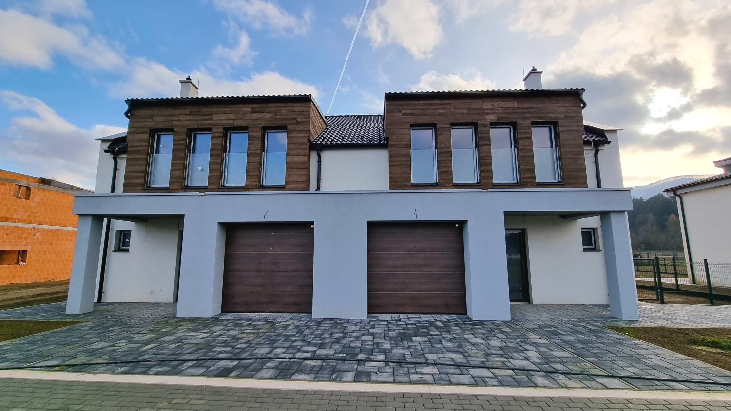 Štýlový 4-izbový rodinný dom s garážou, krásne prostredie, predaj, Púchov - Beluša, Cena: 258.000 €
