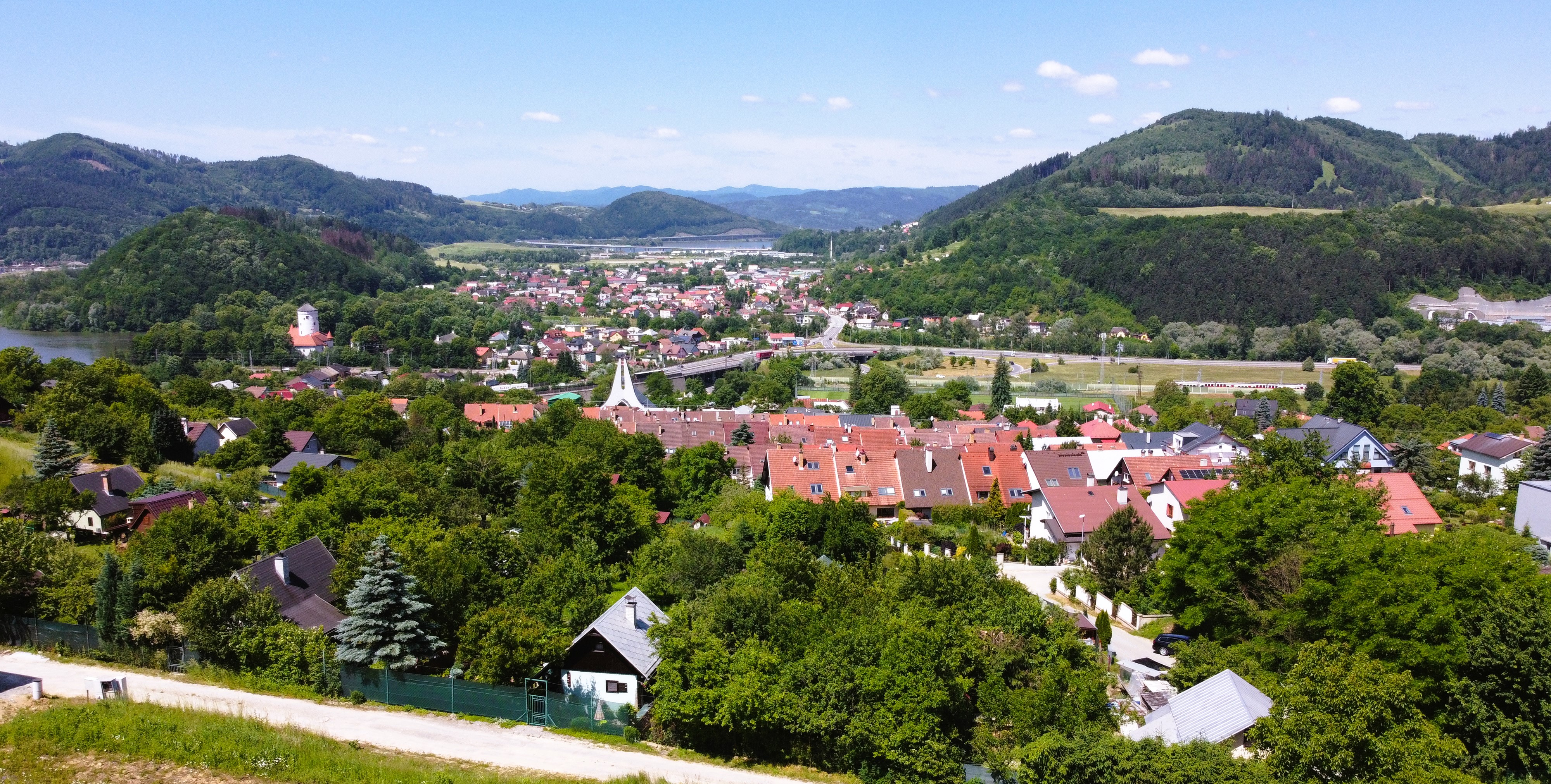 Exkluzívny stavebný pozemok s výhľadmi, Žilina - Budatín