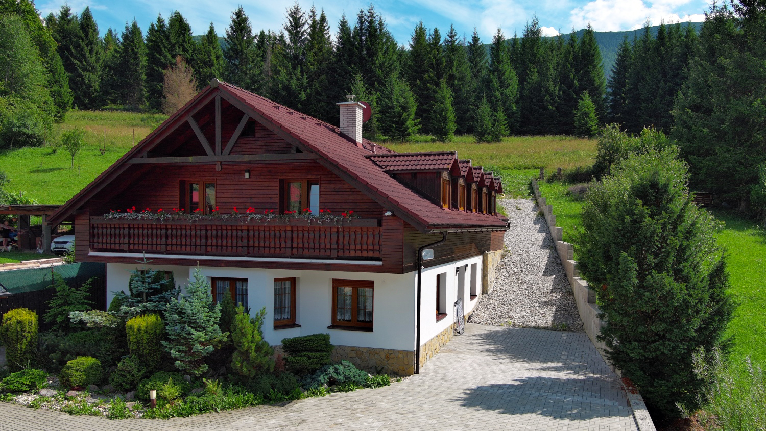 Krásny veľký dom pre život aj podnikanie, predaj, Terchová - Štefanová, Cena: 489.000 €