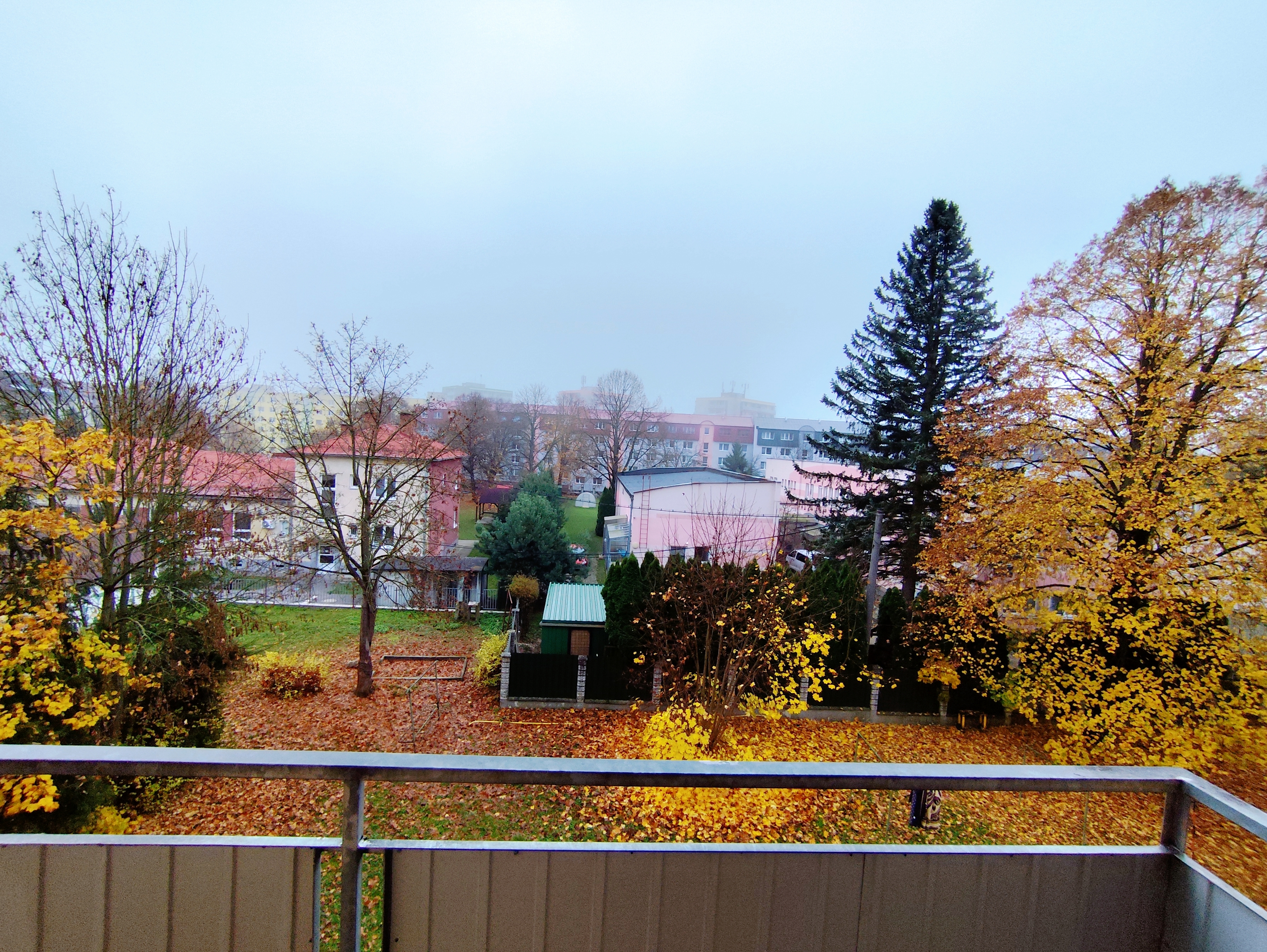 Priestranný 2+1 izbový byt blízko centra Kysuckého Nového Mesta