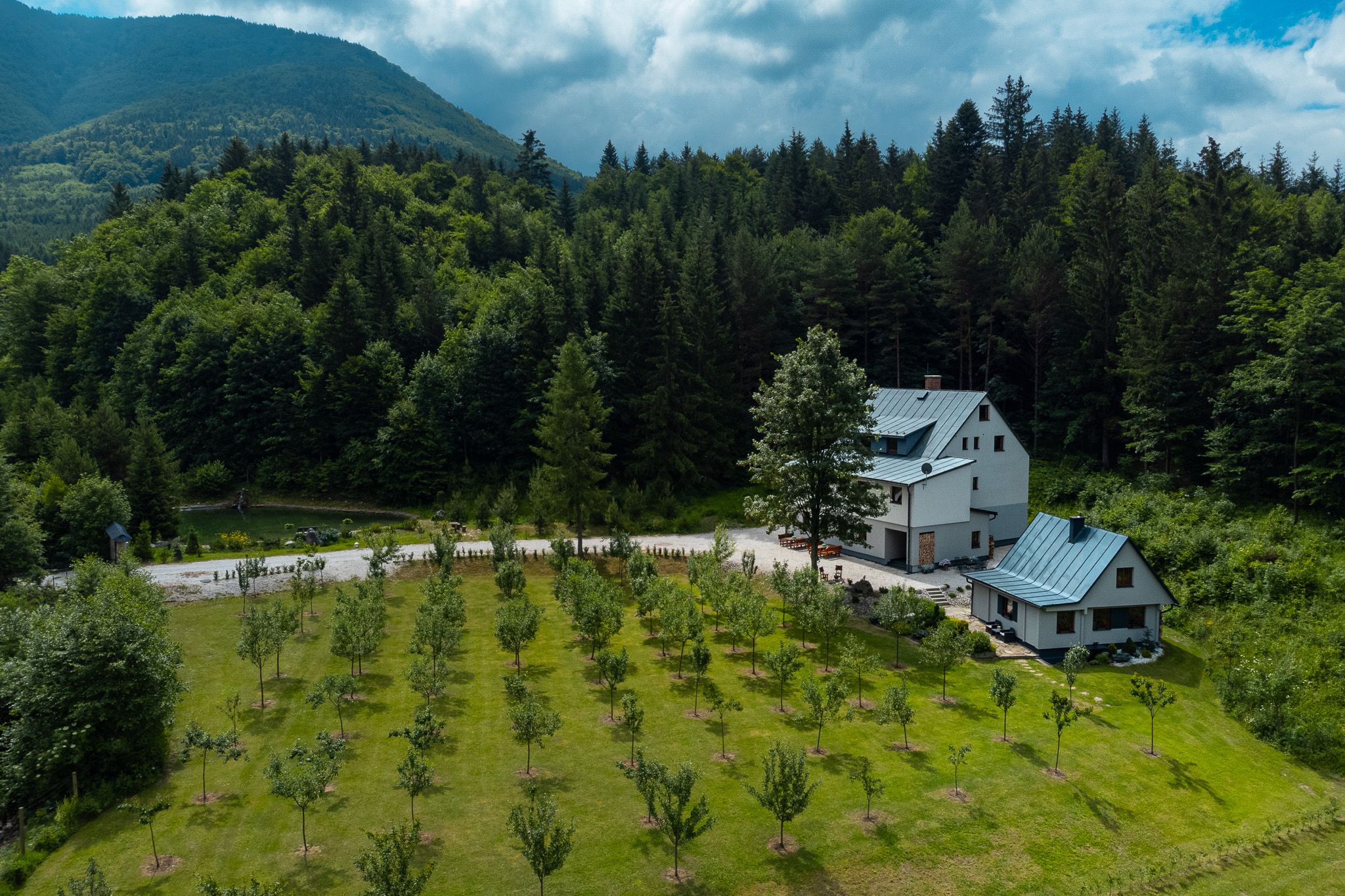 Bývajte alebo podnikajte v srdci prírody