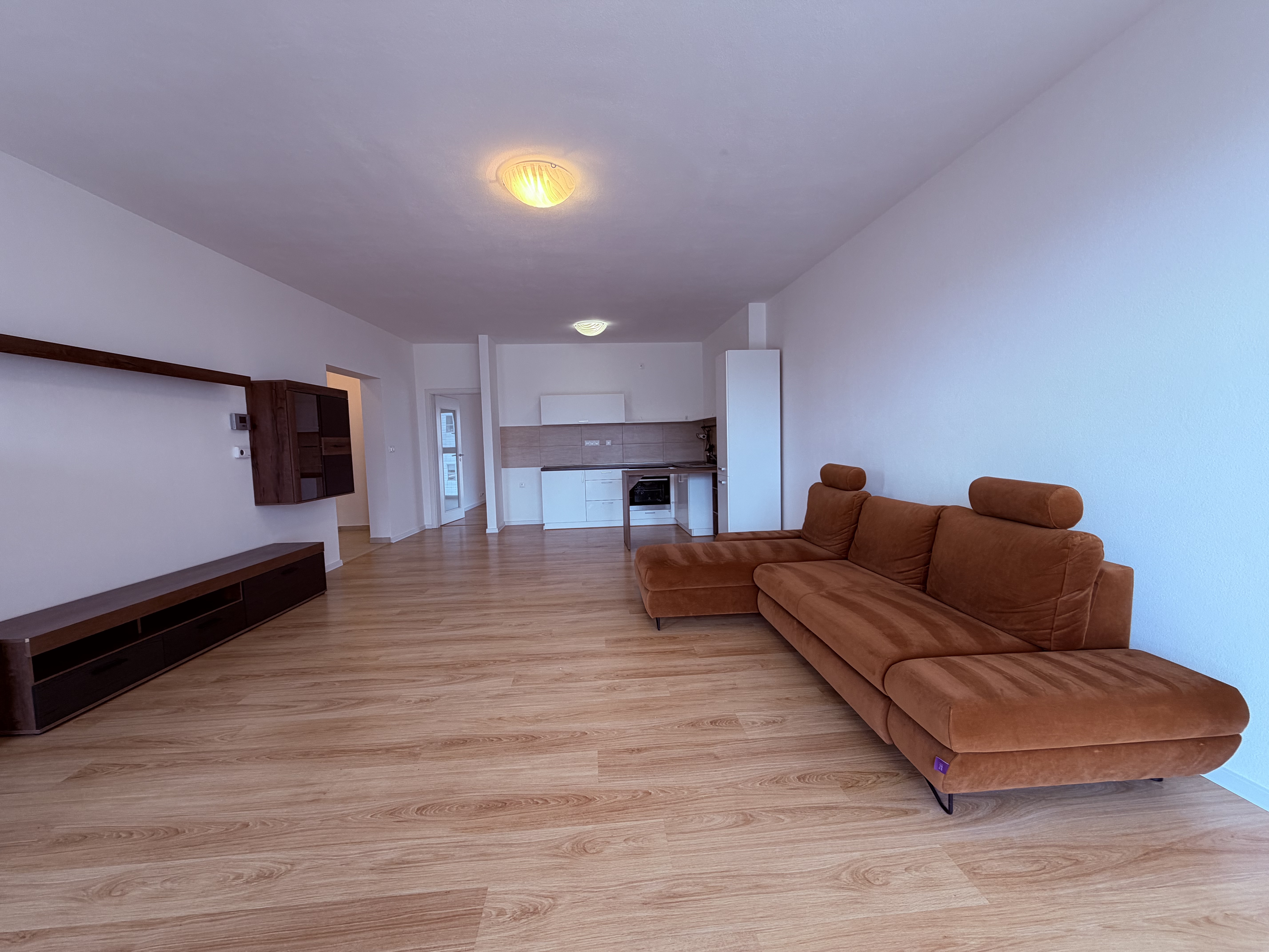 EXKLUZÍVNE! Slnečný 2-izbový byt, 67m2, vlastné parkovacie státie, TOP lokalita, Žilina – Euro Home