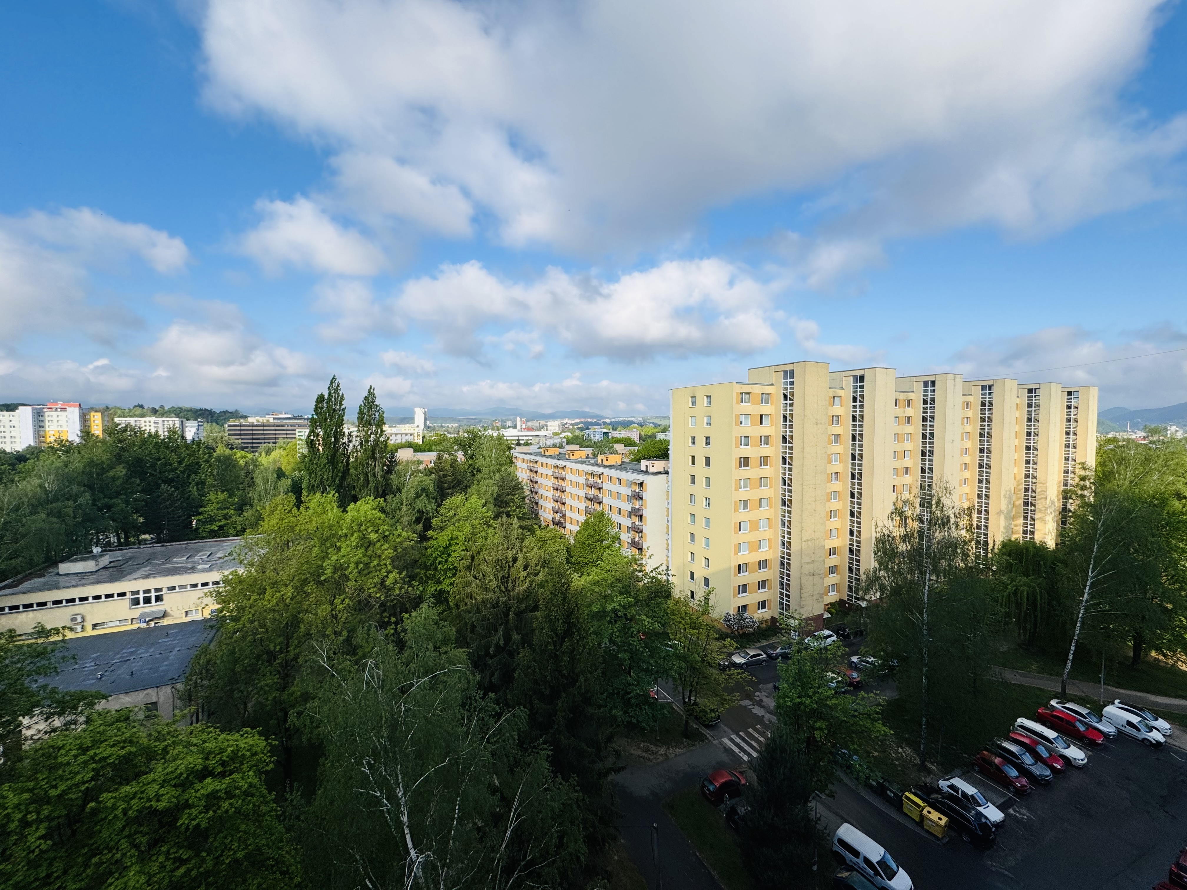 ŠTÝLOVÝ 1 IZBOVÝ BYT PO KOMPLETNEJ REKONŠTRUKCII S 2 LODŽIAMI, VLČINCE I, ŽILINA