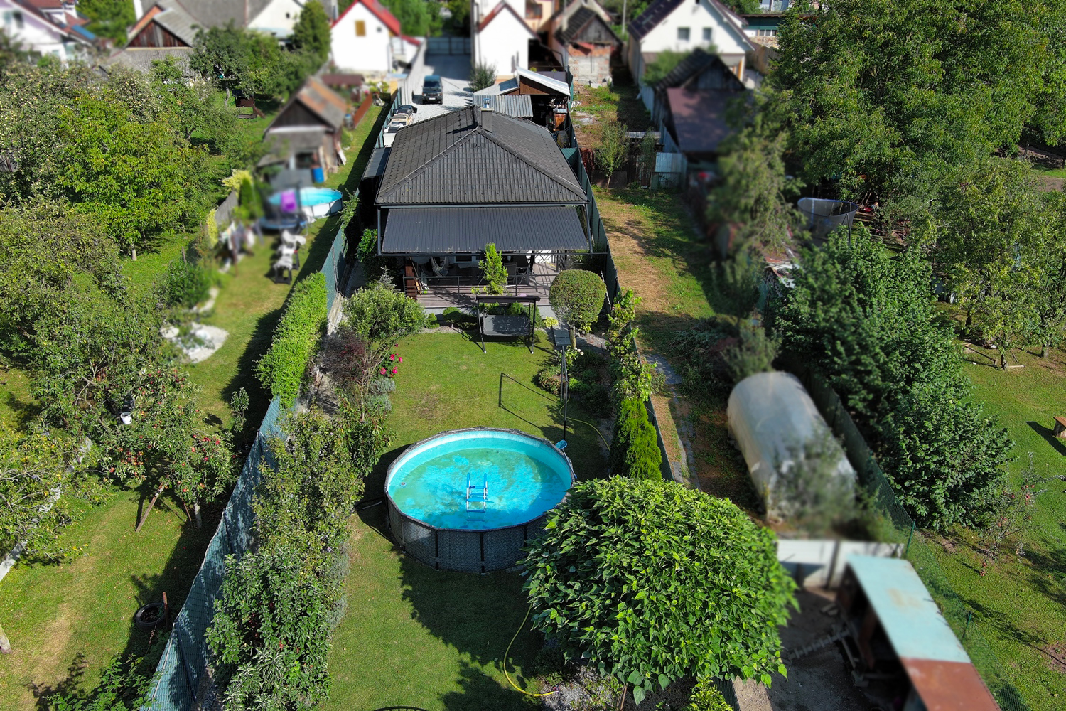 Útulný rodinný dom s upravenou záhradou: 4-izbový bungalov, predaj, Beluša pri Púchove, Cena: 259000€