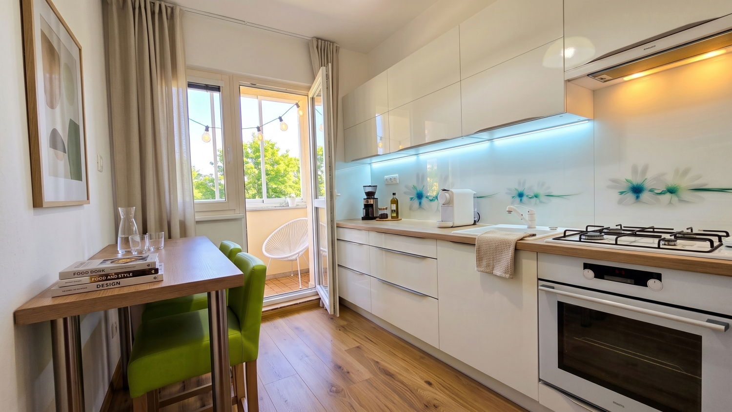 Pripravený na život aj prenájom: zariadený 2-izbový byt s loggiou, Žilina - Solinky, Cena: 179.990€