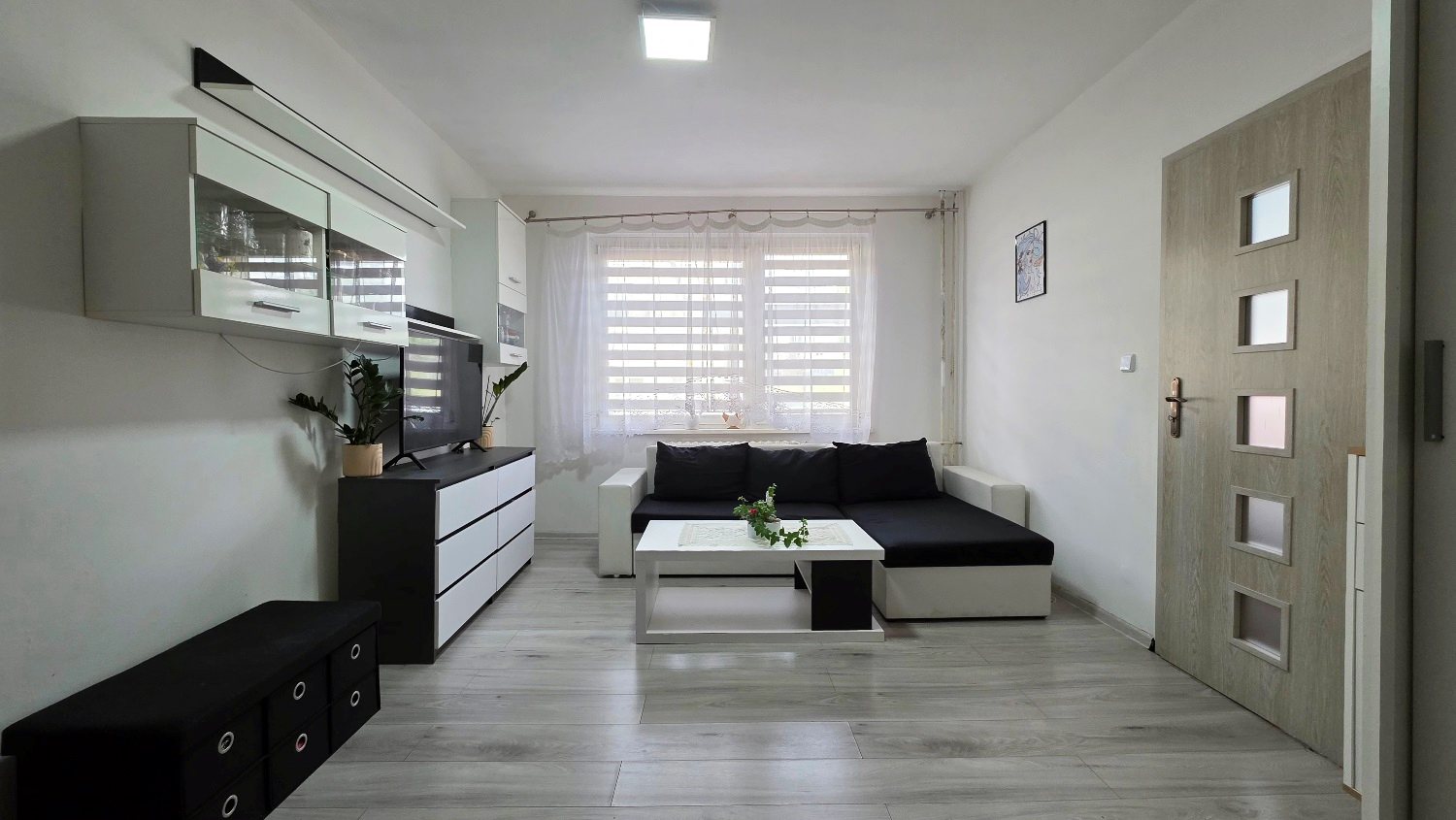 Väčší byt, než čakáte: izba a veľká kuchyňa, Veľké Rovné, Cena: 78.900€